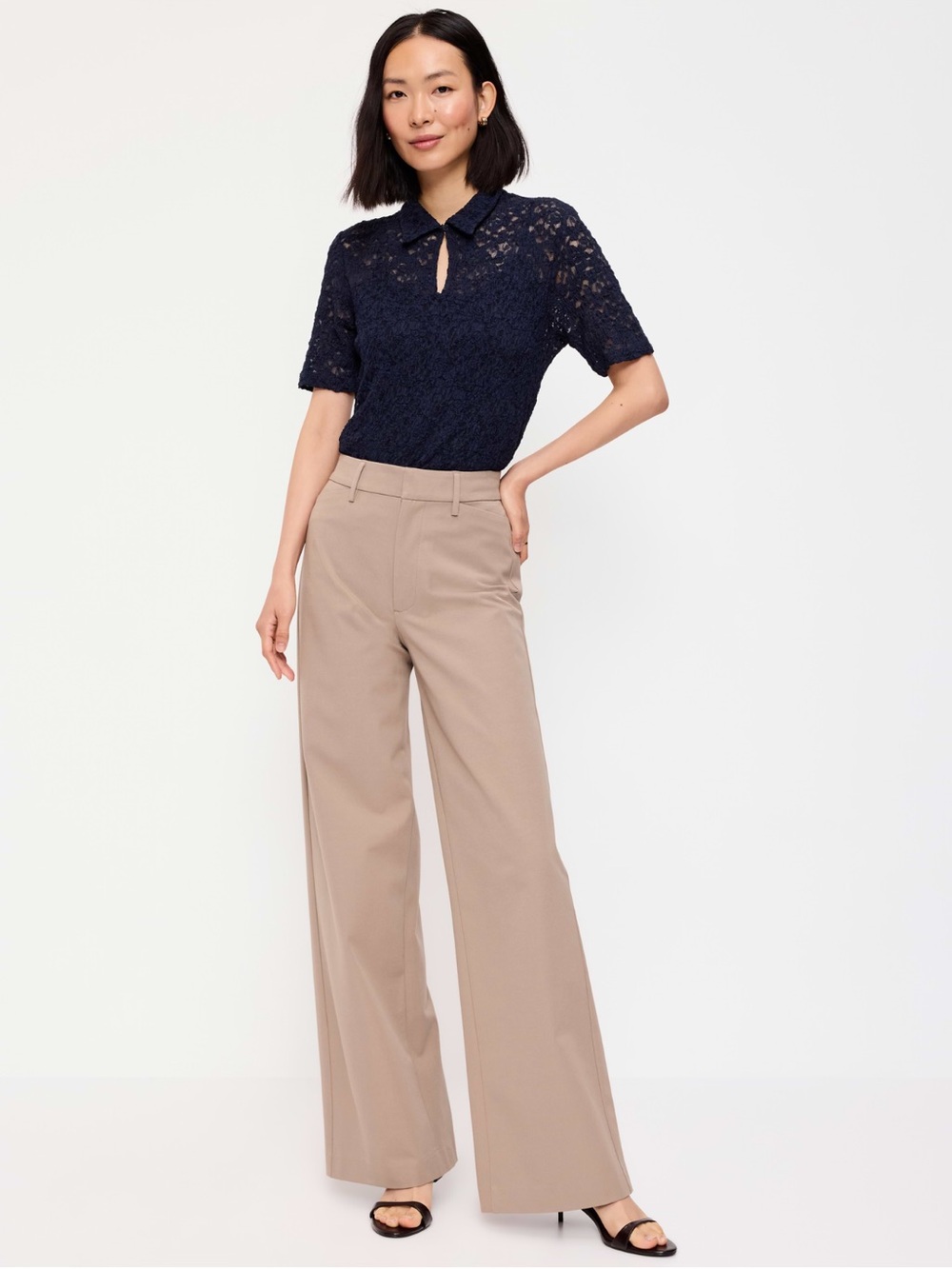 Old Navy Wide-Leg Pants in Taupe